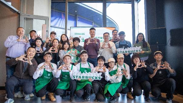 星巴克助力听障群体,第20家手语门店开业见证融合之美!