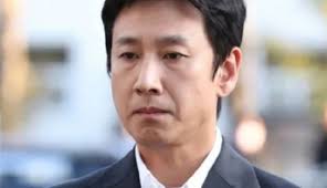 许嵩出车祸了吗