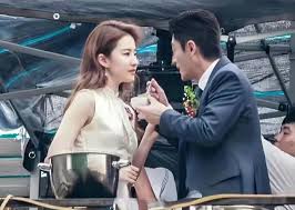 玫瑰的故事中罗德庆爵士扮演者是谁